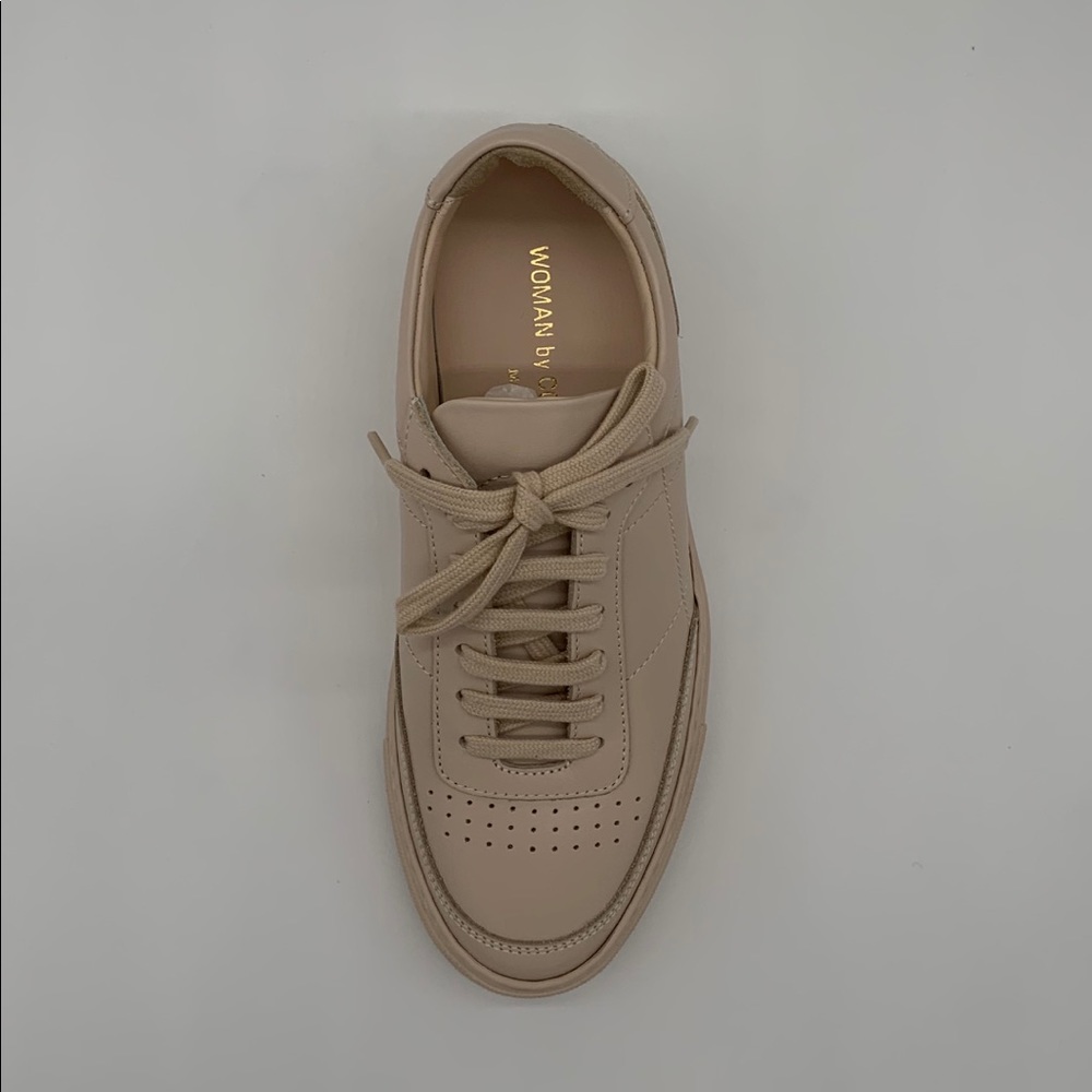 COMMON PROJECTS Resort Low-Top Classic Sneaker - Picture 9 of 11
